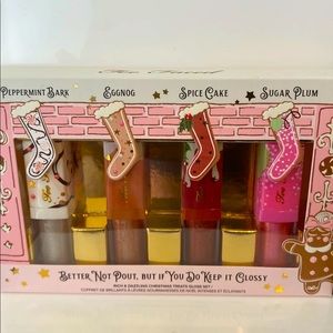 Sold 🚨 Too faced lip gloss